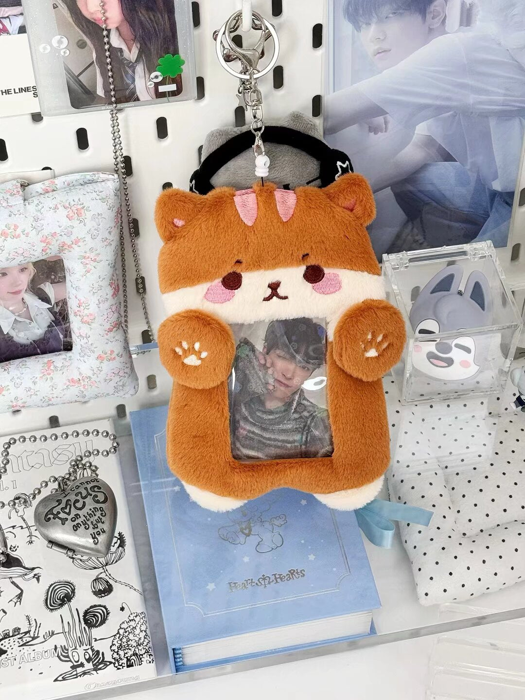 SQUIRREL PLUSH PHOTOCARD HOLDER – Mandu Deco