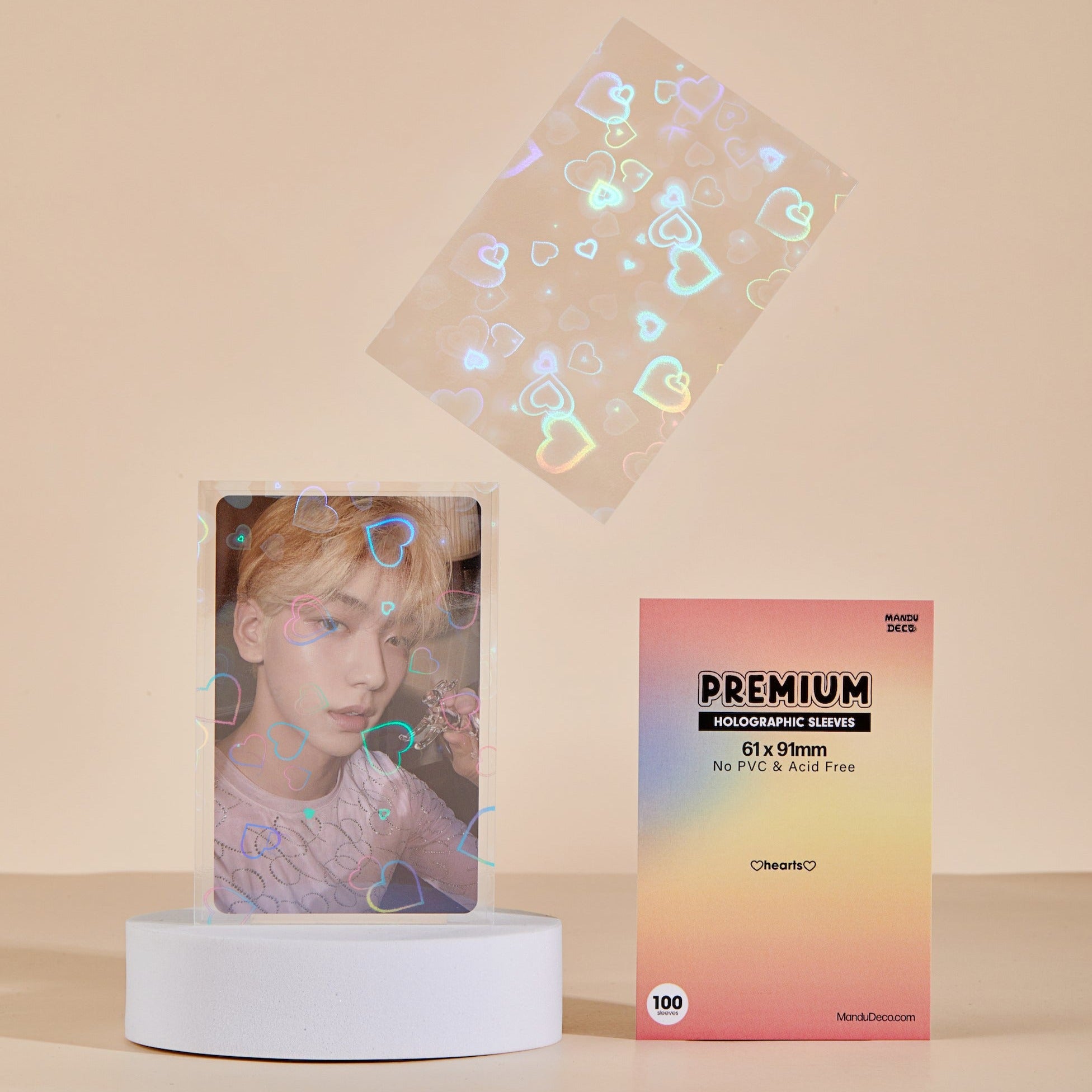 PREMIUM HOLOGRAPHIC PHOTOCARD Sleeves - HEART VERSION 100 Sleeves / 61x91mm (double outer sleeve) PREMIUM HOLOGRAPHIC PHOTOCARD Sleeves - HEART VERSION 100 Sleeves / 61x91mm (double outer sleeve)