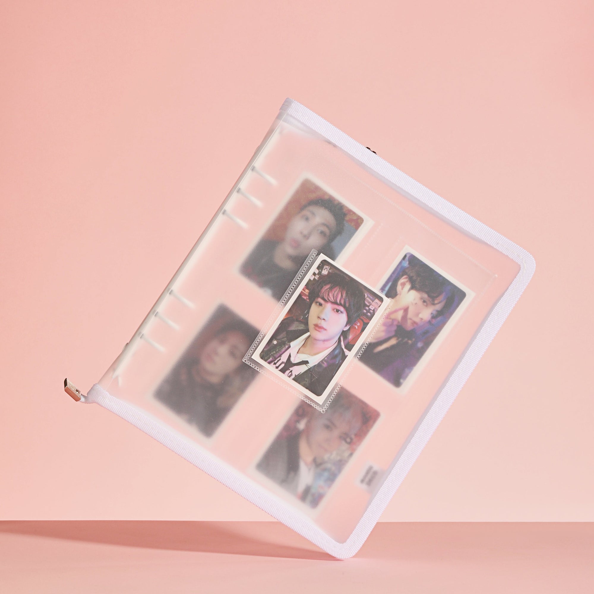 CLASSEUR TRANSPARENT AVEC POCHE - A5