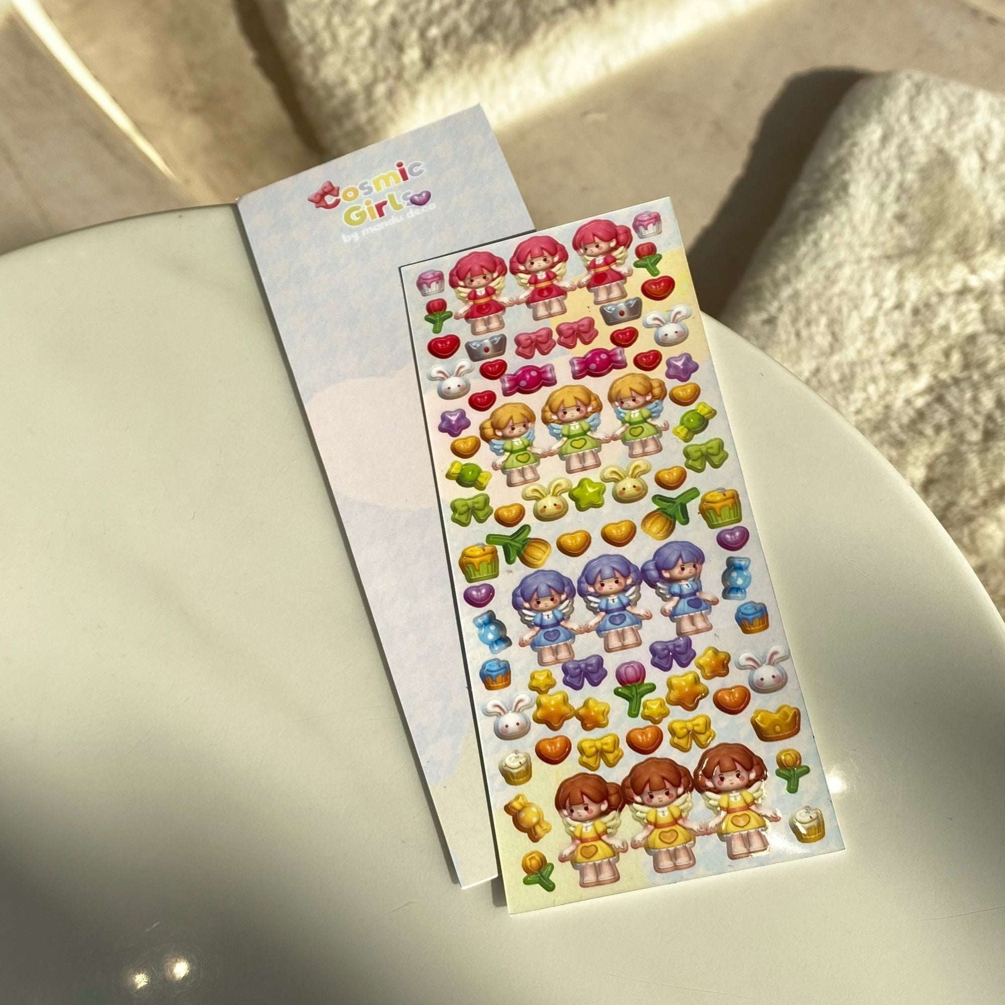 PEGATINAS NIÑAS CÓSMICAS