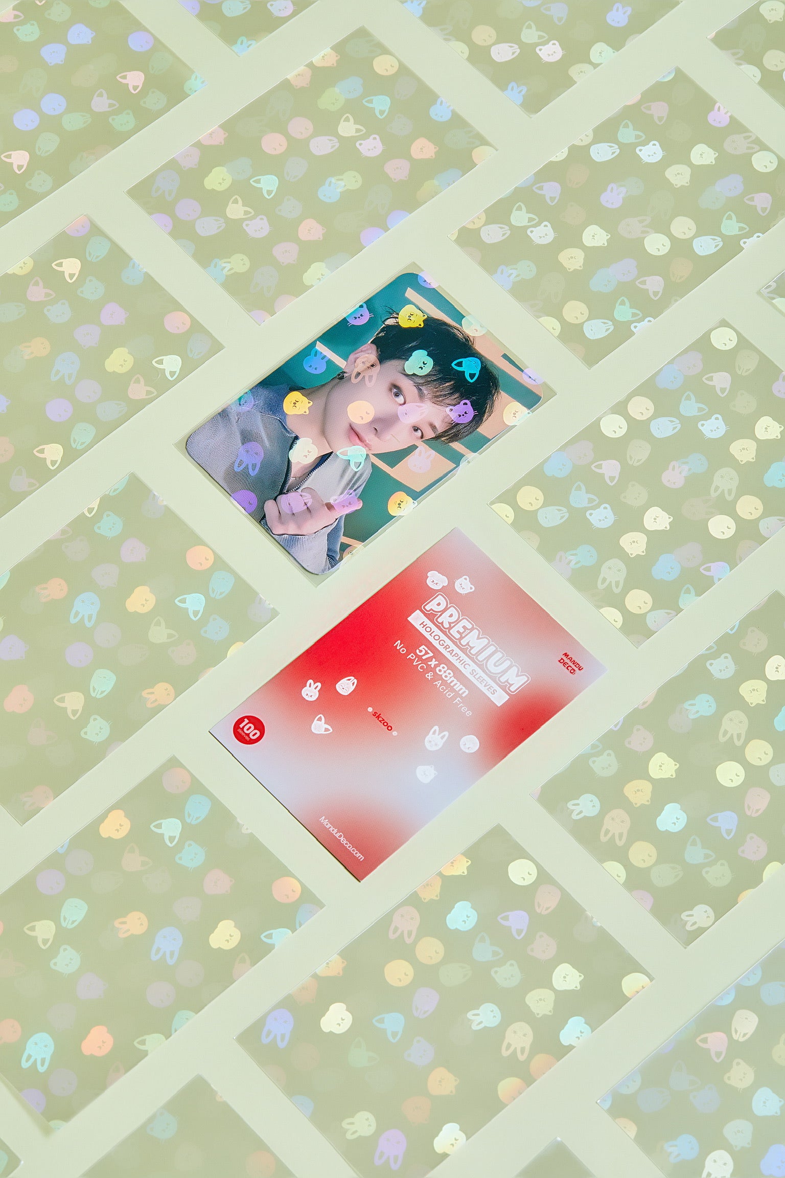 PREMIUM HOLOGRAPHIC PHOTOCARD SLEEVES - SKZOO VERSION