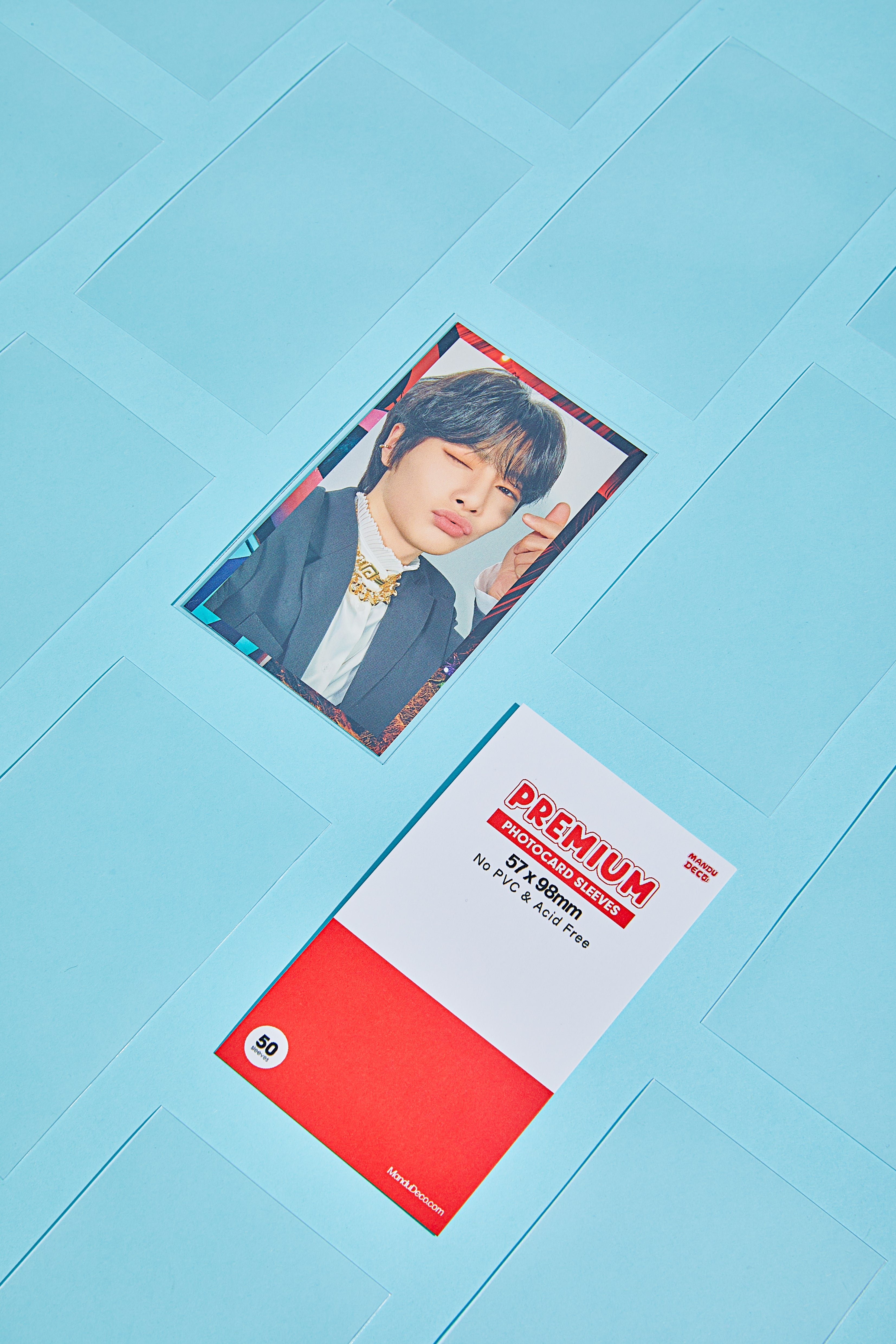 PREMIUM PHOTOCARD SLEEVES - RED VERSION (57x98MM)
