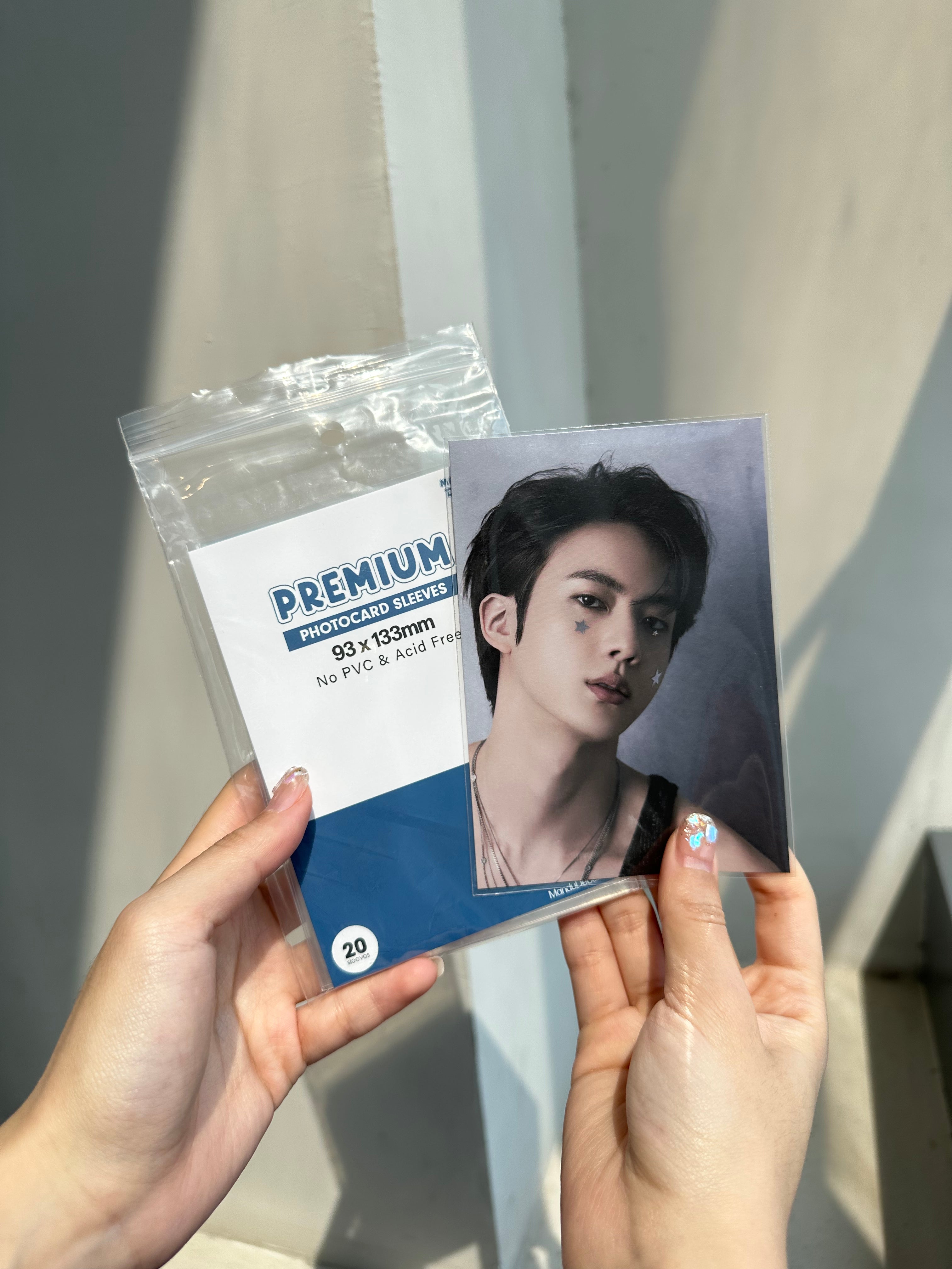 LIMITED EDITION: PREMIUM POSTCARD SLEEVES - NAVY VERSION (93x133MM)